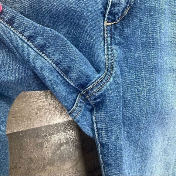 Joe’s Jeans Skinny Ankle in Remi Medium Wash - Picture 9 of 14